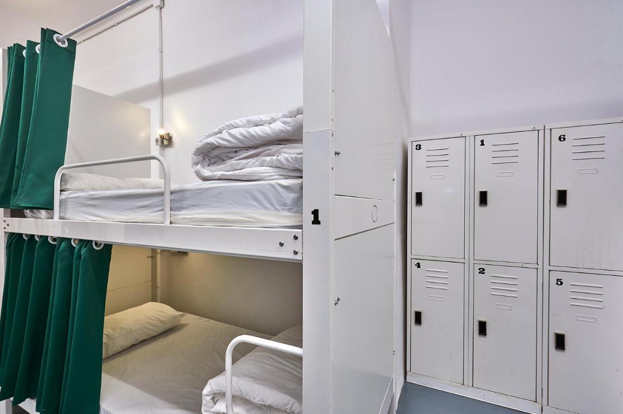 Hola Hostal Collblanc Οσπιταλέτ ντε Λιοβρεγάτ Εξωτερικό φωτογραφία